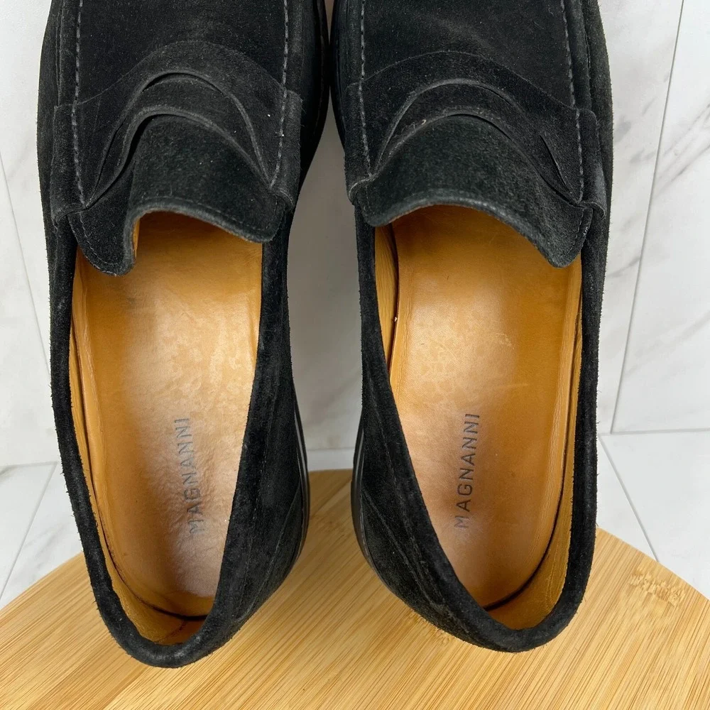 Magnanni Mens Size 11.5 M Black Suede Slip On Penny Loafers Dress Shoes 17279